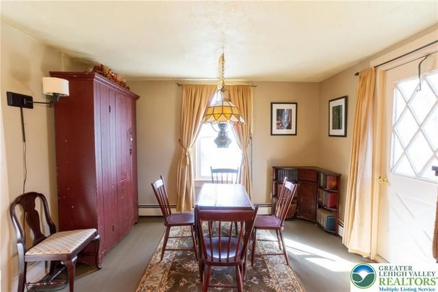 113 winter Street, Upper Mt Bethel Twp, PA 18343