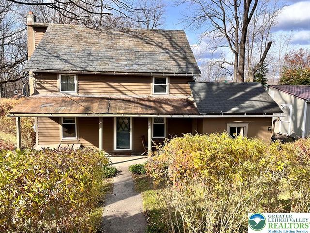 113 winter Street, Upper Mt Bethel Twp, PA 18343