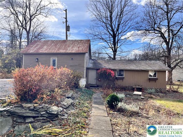 113 winter Street, Upper Mt Bethel Twp, PA 18343