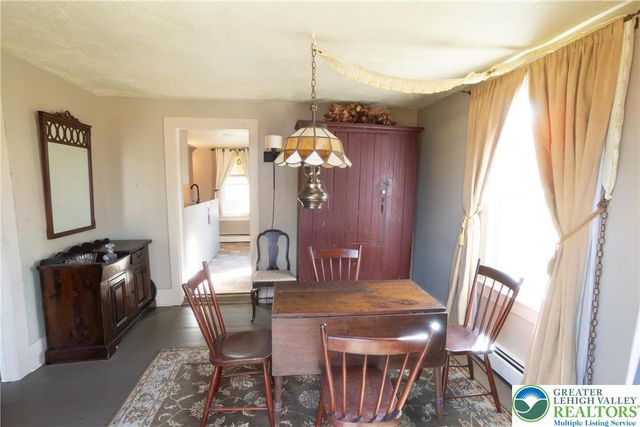 113 winter Street, Upper Mt Bethel Twp, PA 18343