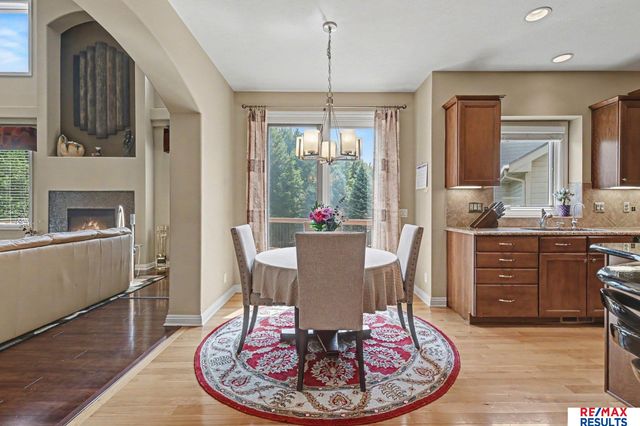 1207 S 195 Street, Omaha, NE 68130