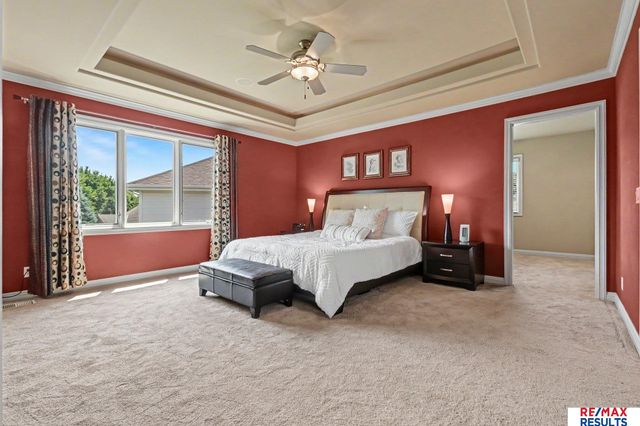 1207 S 195 Street, Omaha, NE 68130