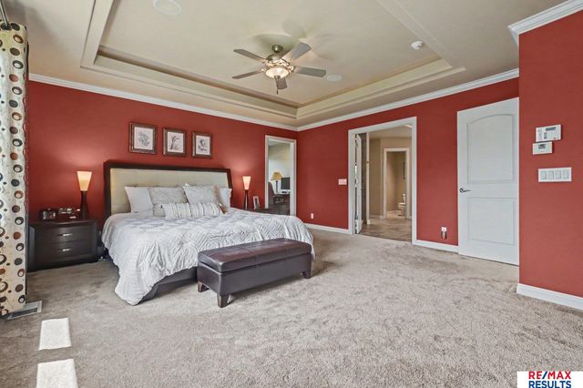 1207 S 195 Street, Omaha, NE 68130