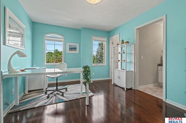 1207 S 195 Street, Omaha, NE 68130