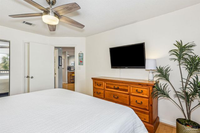 7453 Sunset Harbor Dr 2-203, Navarre Beach, FL 32566