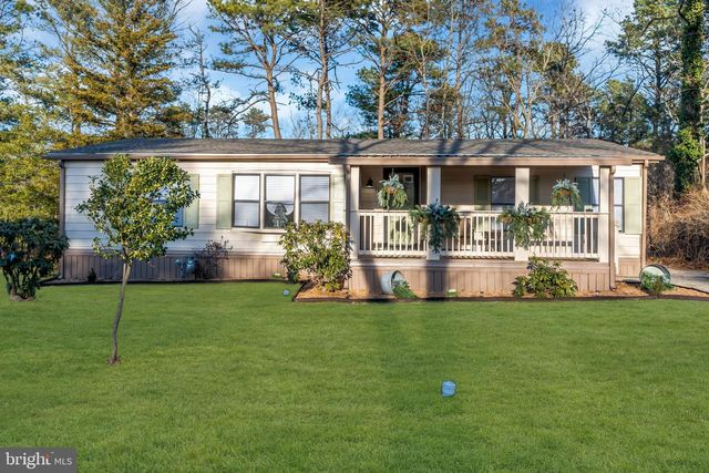 11 CASEY CT, Barnegat, NJ 08005