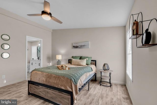 11 CASEY CT, Barnegat, NJ 08005