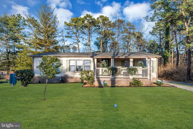 11 CASEY CT, Barnegat, NJ 08005