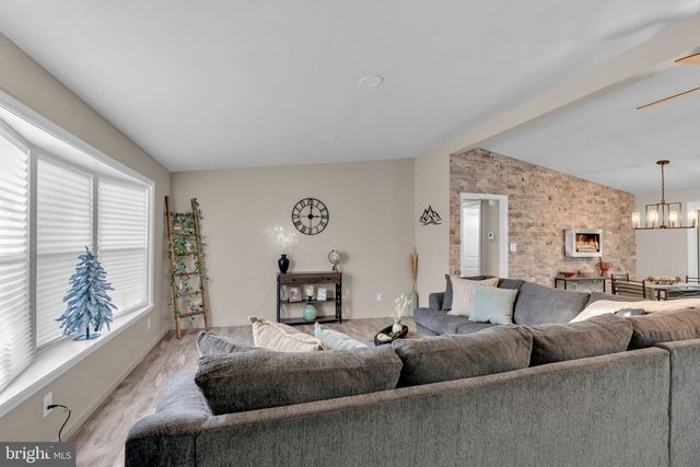 11 CASEY CT, Barnegat, NJ 08005