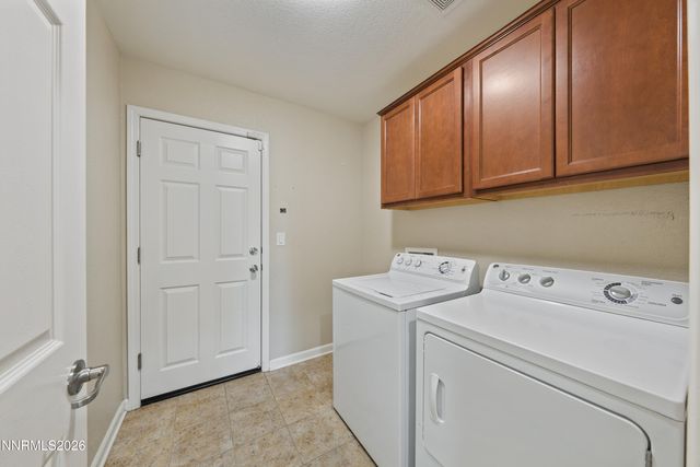 8930 Convair Way, Reno, NV 89506