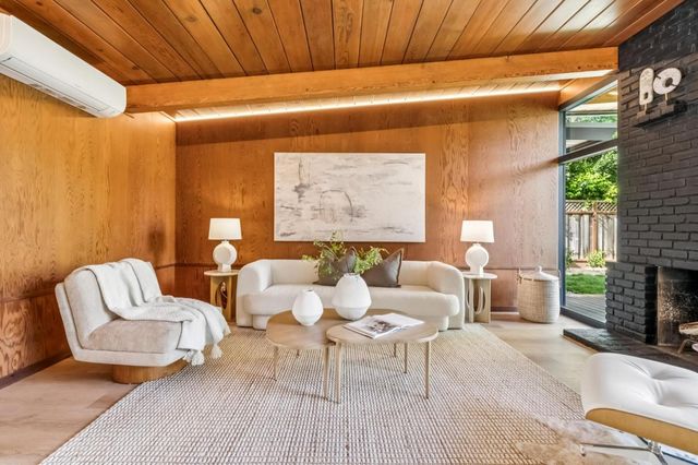 748 Kendall Avenue, Palo Alto, CA 94306