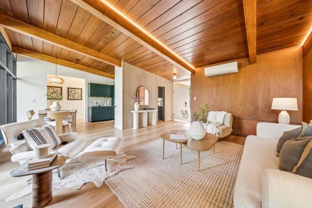 748 Kendall Avenue, Palo Alto, CA 94306