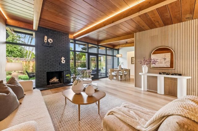 748 Kendall Avenue, Palo Alto, CA 94306