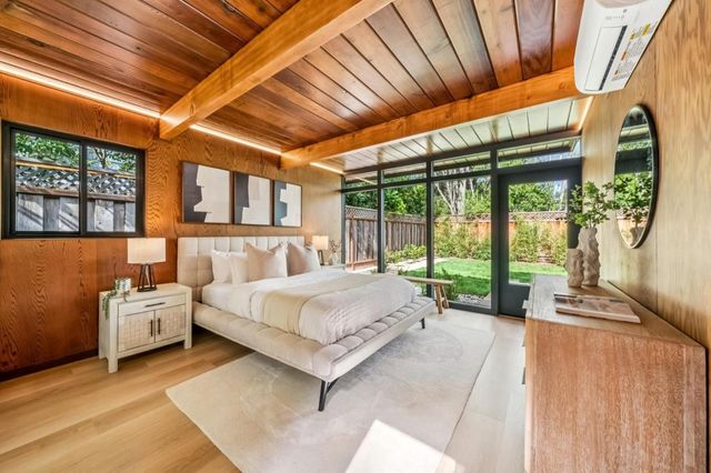 748 Kendall Avenue, Palo Alto, CA 94306