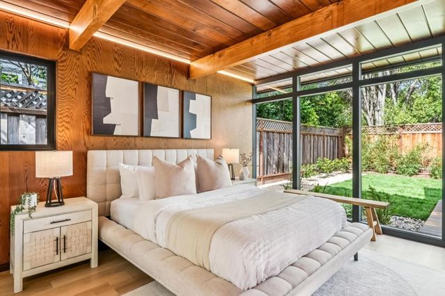 748 Kendall Avenue, Palo Alto, CA 94306