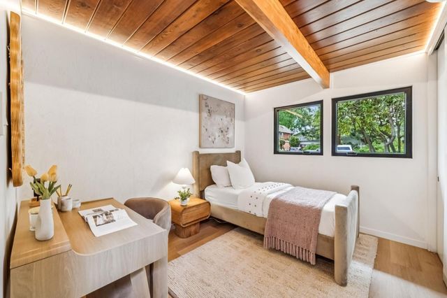 748 Kendall Avenue, Palo Alto, CA 94306