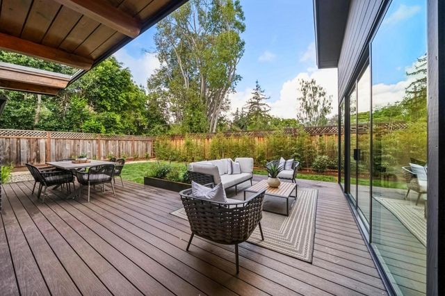 748 Kendall Avenue, Palo Alto, CA 94306