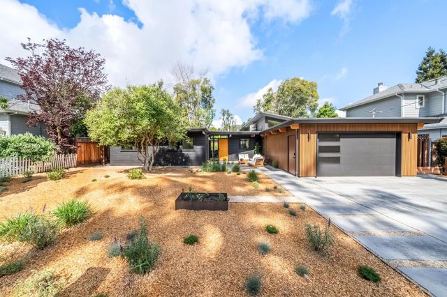 748 Kendall Avenue, Palo Alto, CA 94306