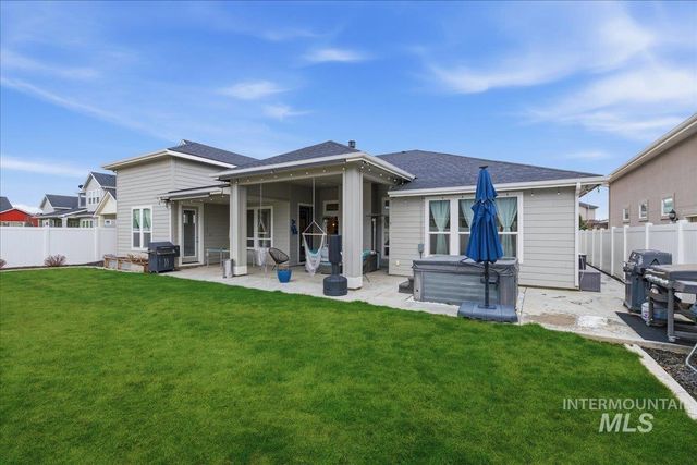 5154 S Twilight Mist Way, Meridian, ID 83642