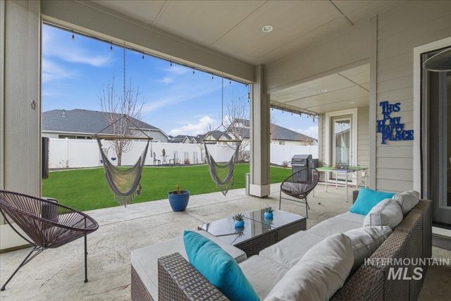 5154 S Twilight Mist Way, Meridian, ID 83642