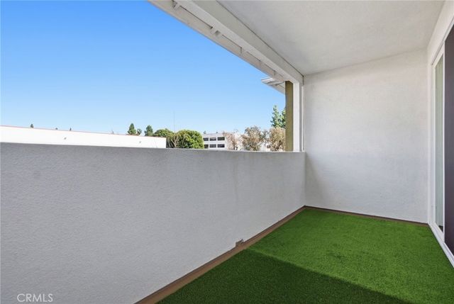 1618 W. Cameron, West Covina, CA 91790