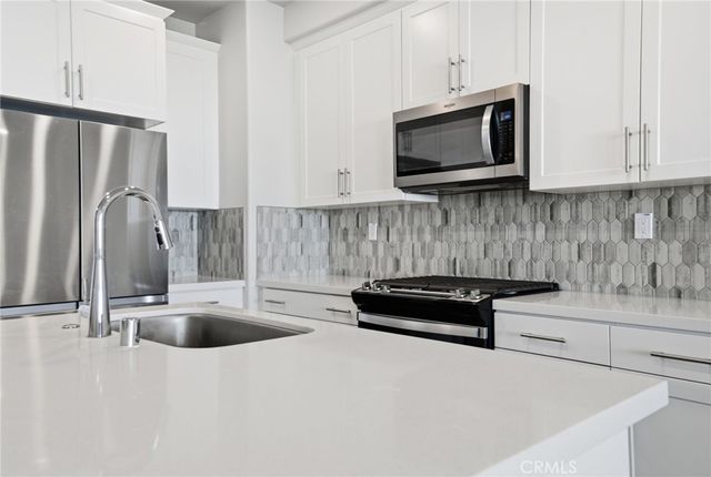 1618 W. Cameron, West Covina, CA 91790