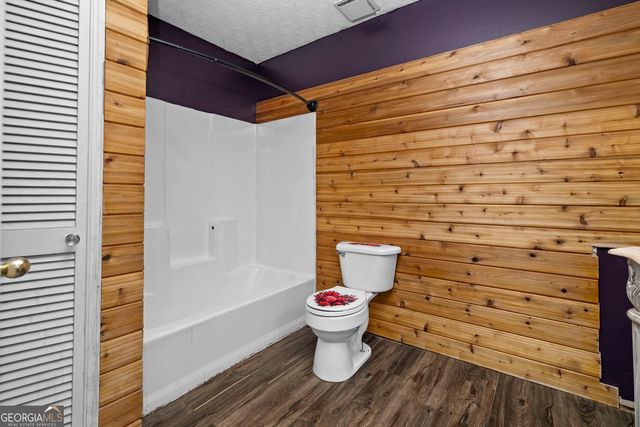 108 Little Brook Drive, Woodstock, GA 30188