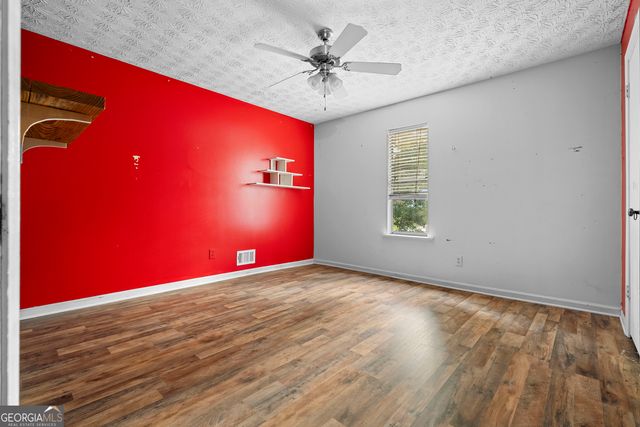 108 Little Brook Drive, Woodstock, GA 30188