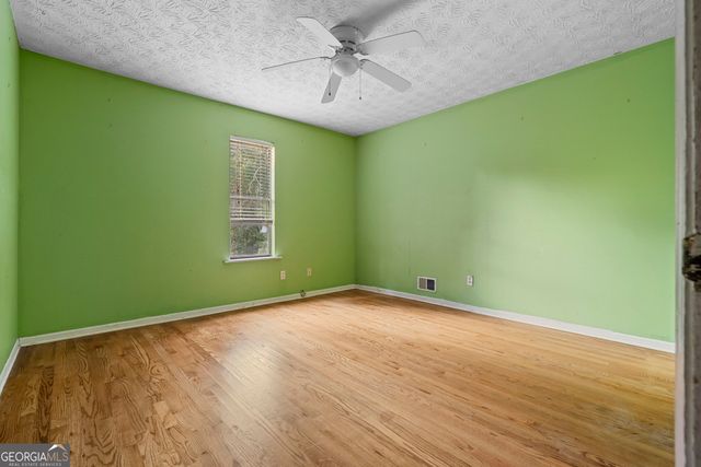 108 Little Brook Drive, Woodstock, GA 30188