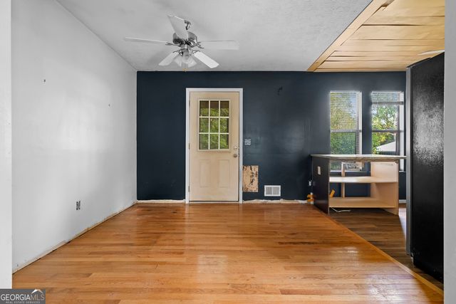108 Little Brook Drive, Woodstock, GA 30188