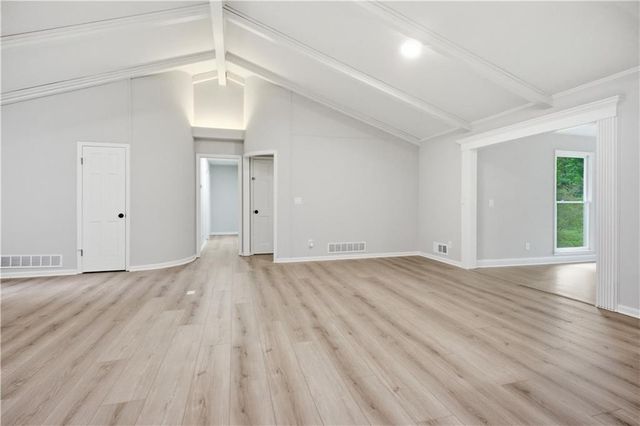 1180 Lakeshore Circle, Gainesville, GA 30501