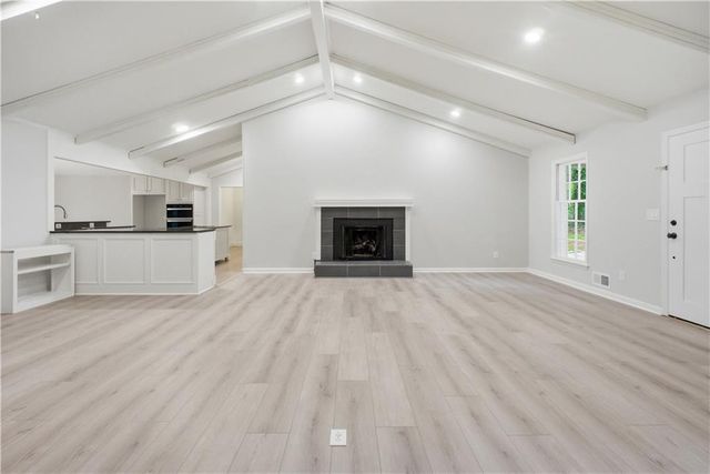 1180 Lakeshore Circle, Gainesville, GA 30501