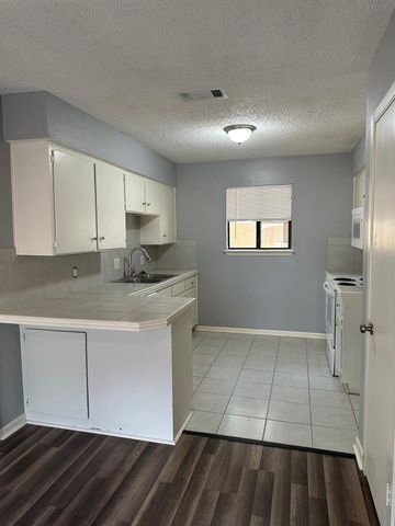 1614 Plateau RDG, Cedar Park, TX 78613
