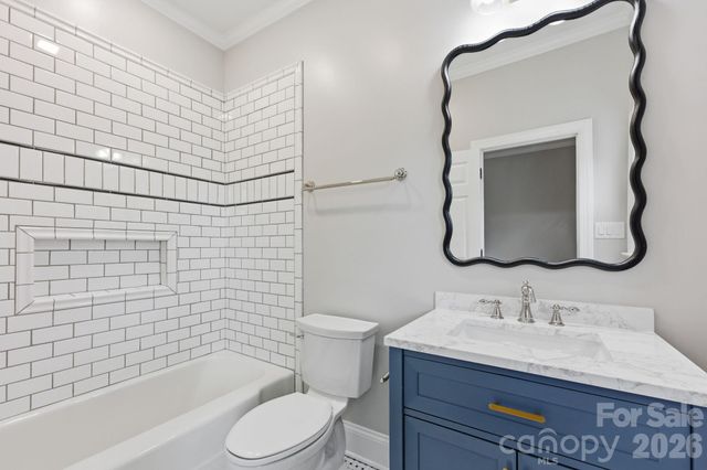315 S Main Street, Davidson, NC 28036