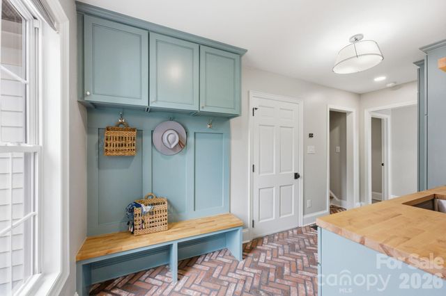315 S Main Street, Davidson, NC 28036