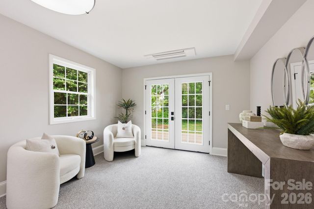 315 S Main Street, Davidson, NC 28036