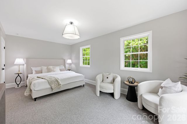 315 S Main Street, Davidson, NC 28036