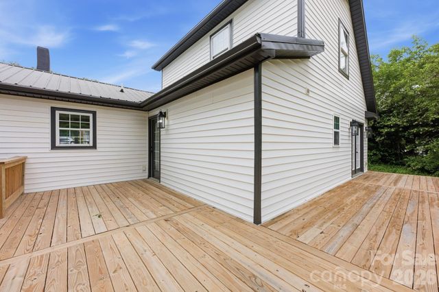 315 S Main Street, Davidson, NC 28036