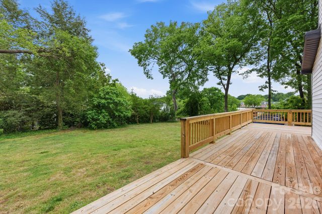 315 S Main Street, Davidson, NC 28036