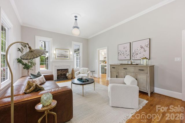 315 S Main Street, Davidson, NC 28036