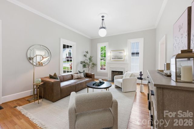 315 S Main Street, Davidson, NC 28036