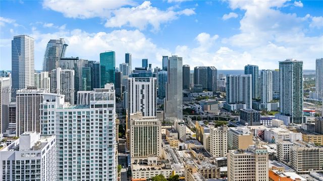 398 NE 5th St 2118, Miami, FL 33132