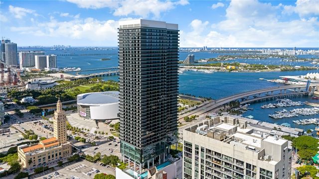 398 NE 5th St 2118, Miami, FL 33132