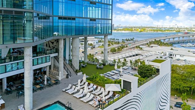 398 NE 5th St 2118, Miami, FL 33132