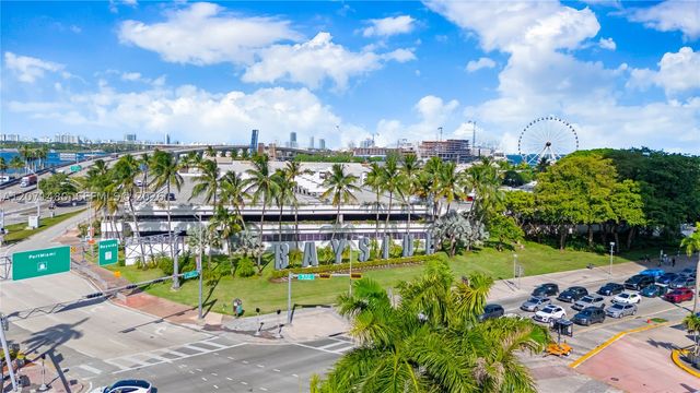 398 NE 5th St 2118, Miami, FL 33132