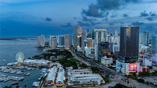 398 NE 5th St 2118, Miami, FL 33132