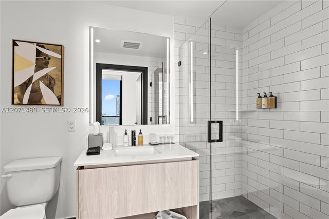 398 NE 5th St 2118, Miami, FL 33132