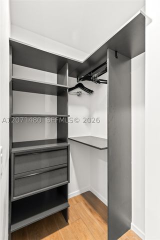 398 NE 5th St 2118, Miami, FL 33132