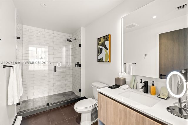398 NE 5th St 2118, Miami, FL 33132