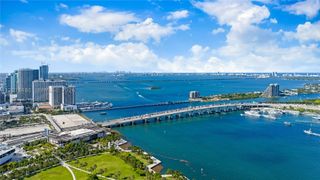 398 NE 5th St 2118, Miami, FL 33132